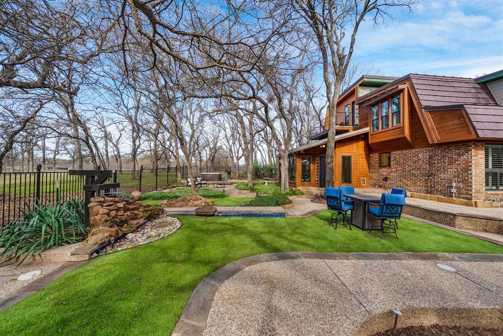 2271 Shoreline Drive, Flower Mound