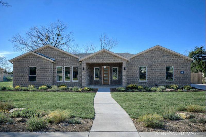 1507 Elk Creek Road, Dallas