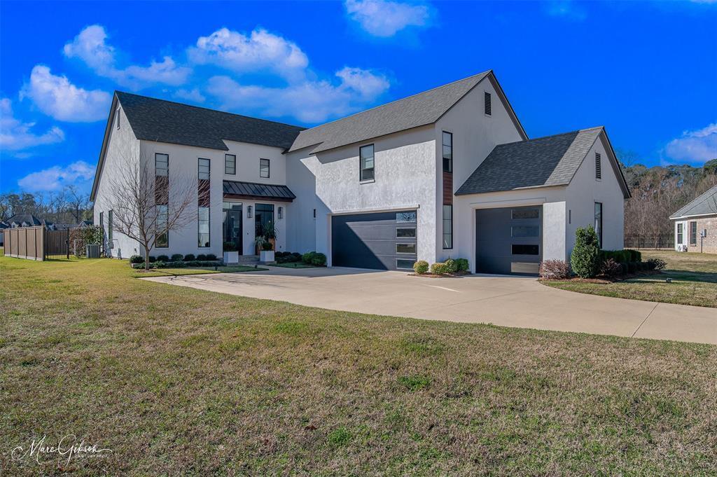 323 Belle Winds Court, Shreveport