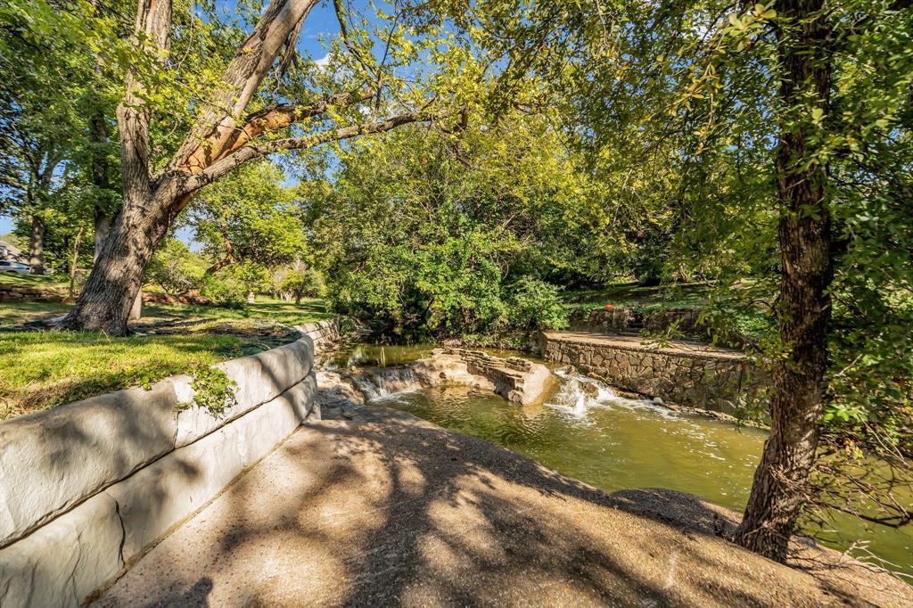 2972 Maydelle Lane, Farmers Branch