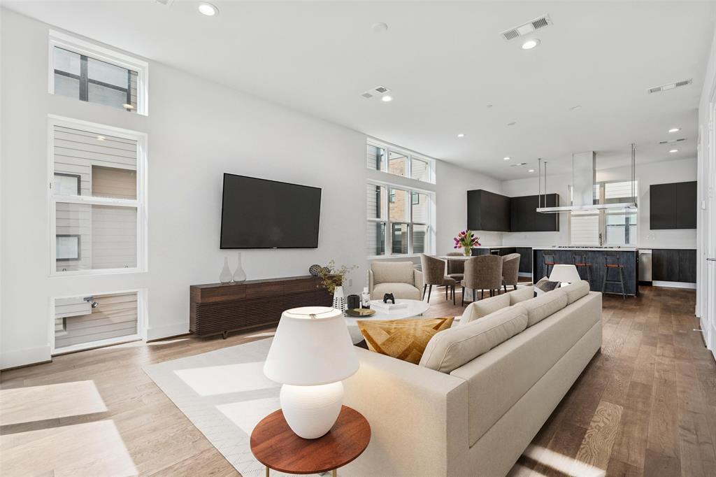 3032 Chimes Street, Dallas