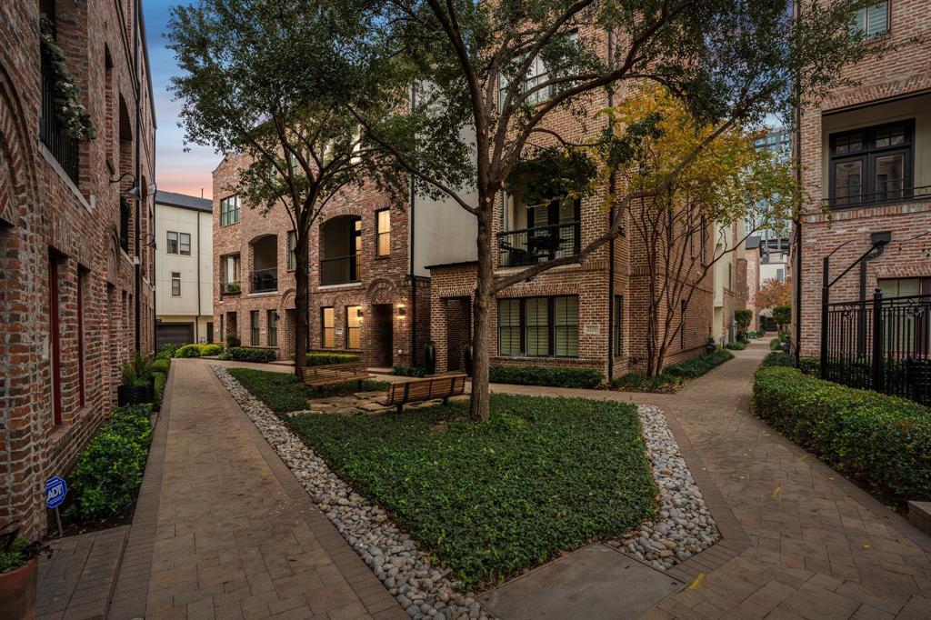 2138 Aylesport Drive, Dallas