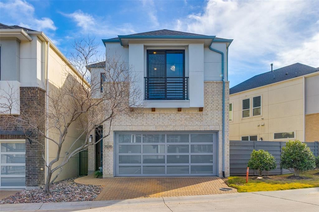 7976 Minglewood Lane, Dallas