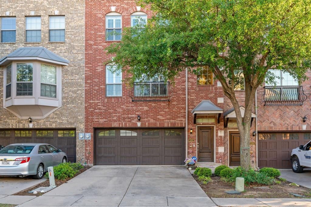 1582 Biltmore Lane, Irving