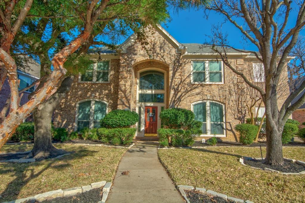 730 E Peninsula Drive, Coppell