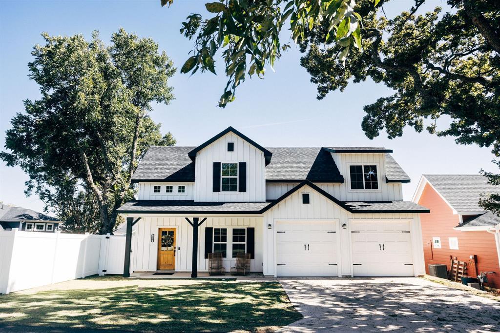 216 Wilson Street, Lake Dallas