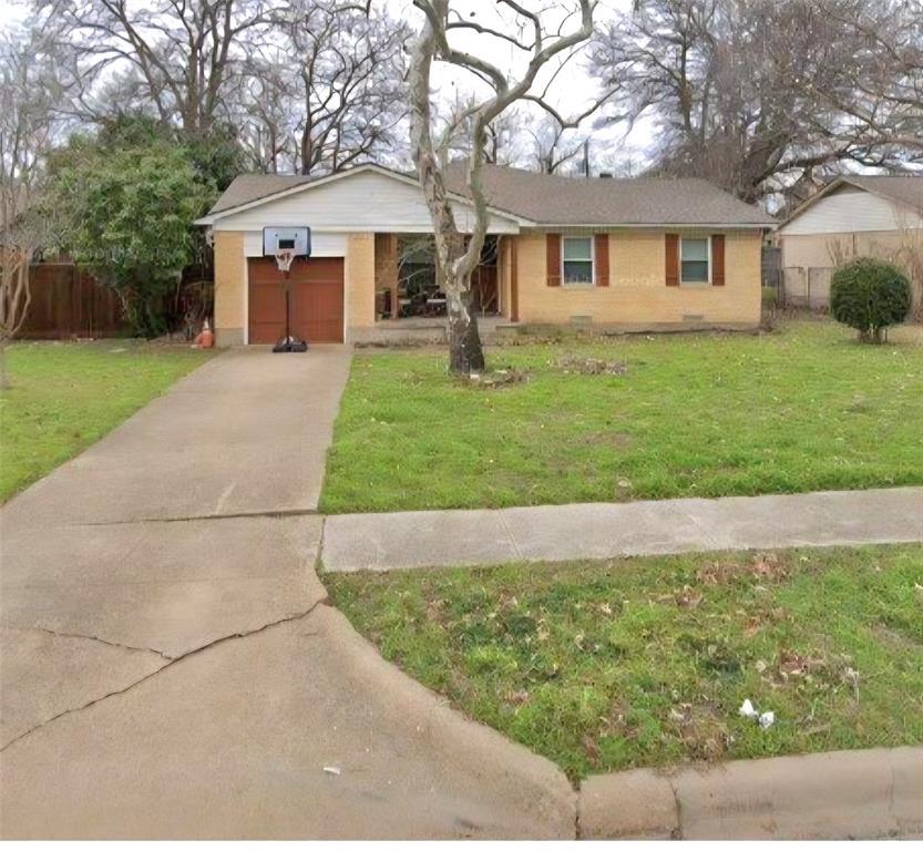 440 Vernet Street, Richardson