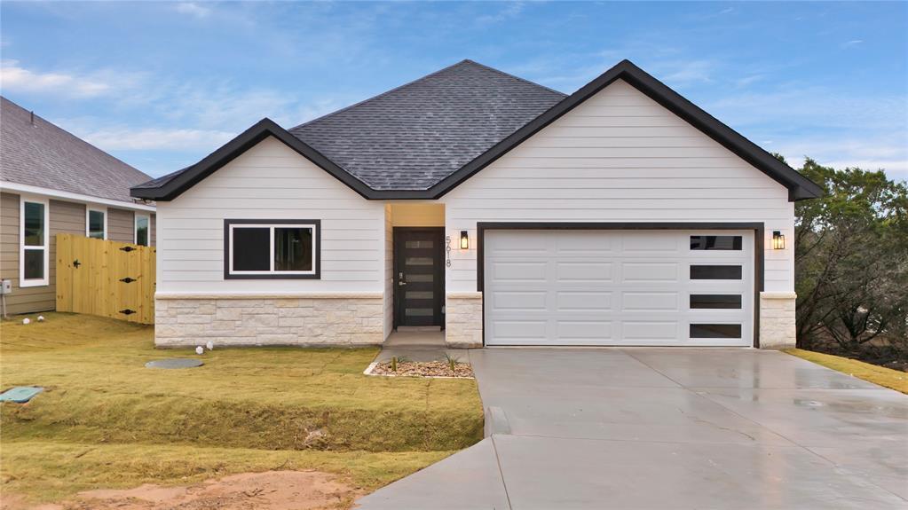 5618 Barkridge Drive, Granbury