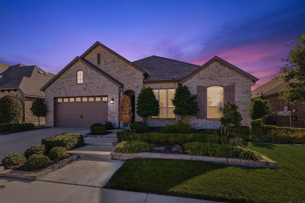 304 Bessie Coleman Boulevard, Waxahachie