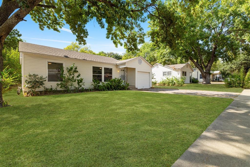 2411 Denison Street, Denton