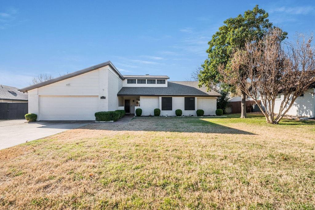 117 Haywood Drive, Benbrook