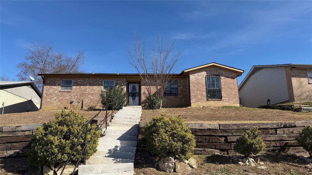 624 Botany Bay Drive, Dallas