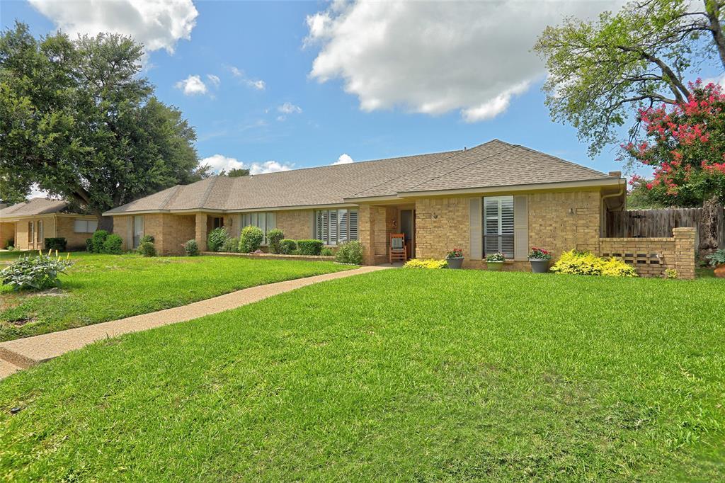 435 Tiffany Trail, Richardson