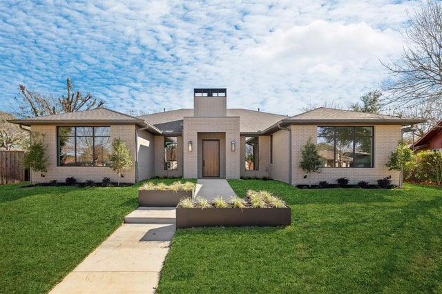 3832 Blue Trace Lane, Farmers Branch