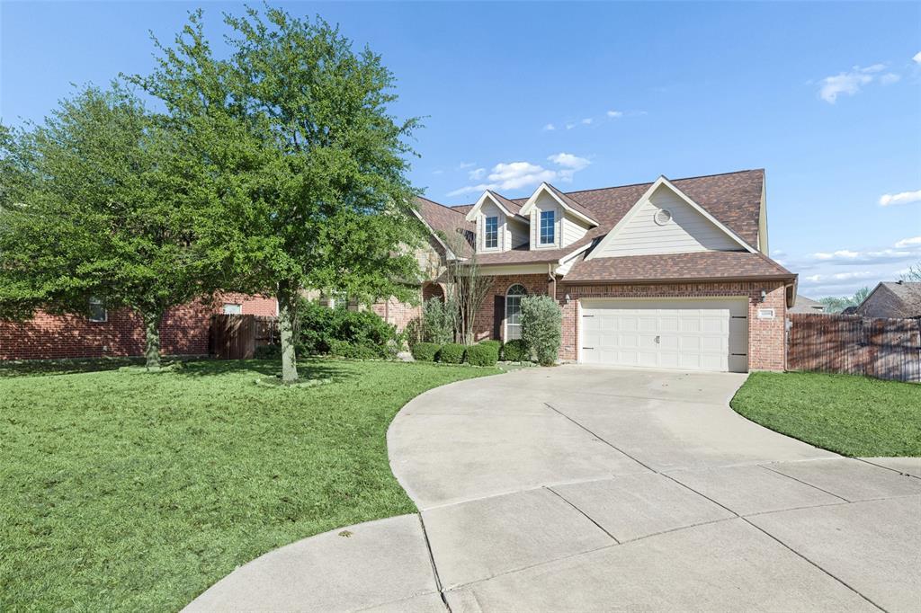 1208 Claire Court, Burleson