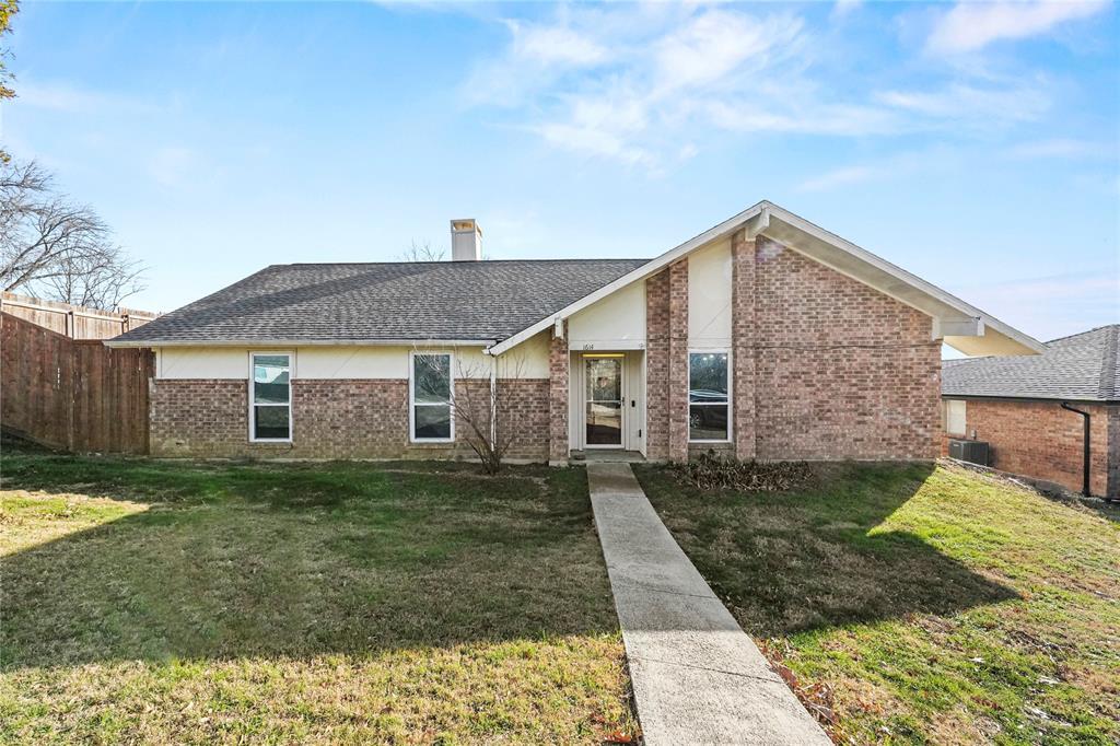 1614 Chesterfield Drive, Carrollton