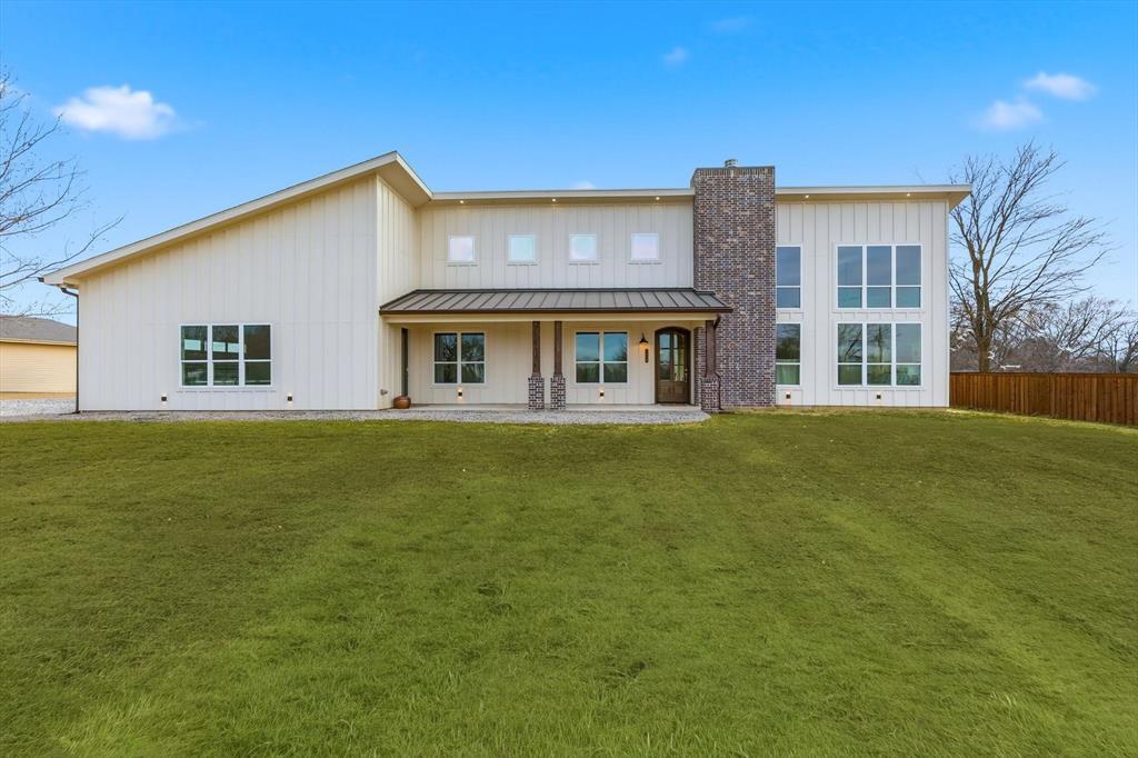 3050 Grove View Road, Melissa