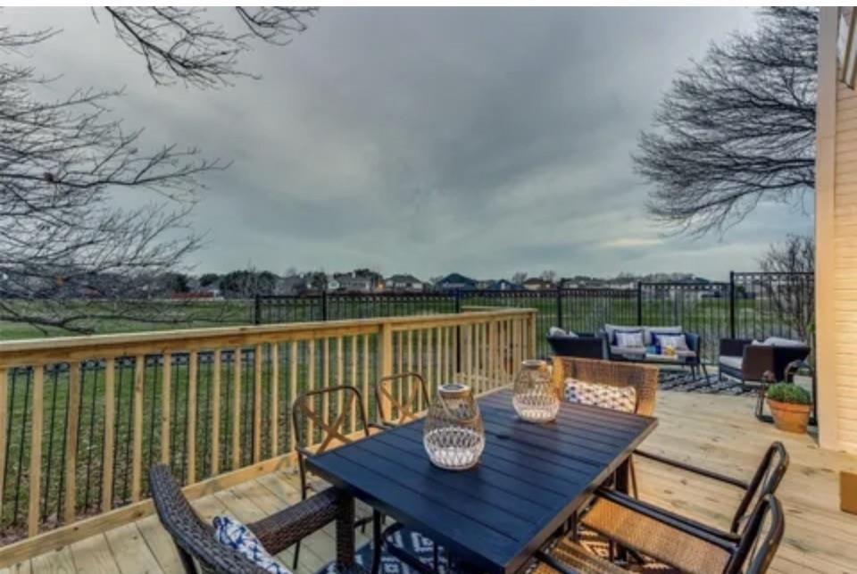 1377 Riley Drive, Carrollton