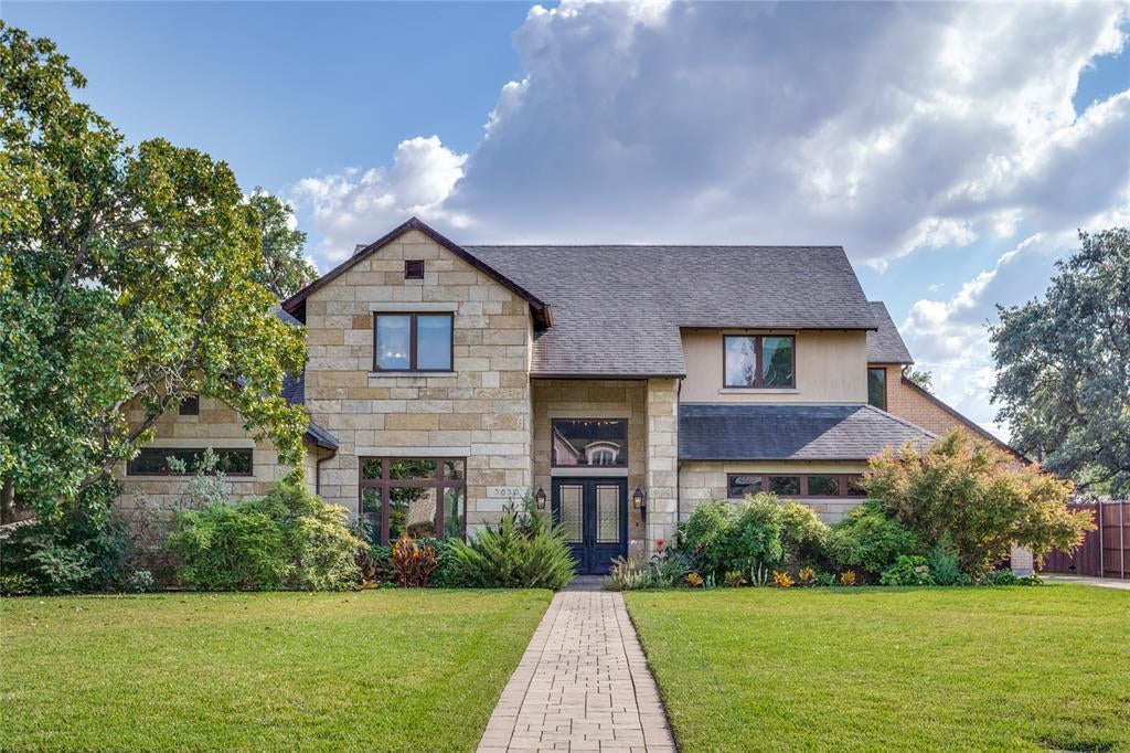 5650 Charlestown Drive, Dallas