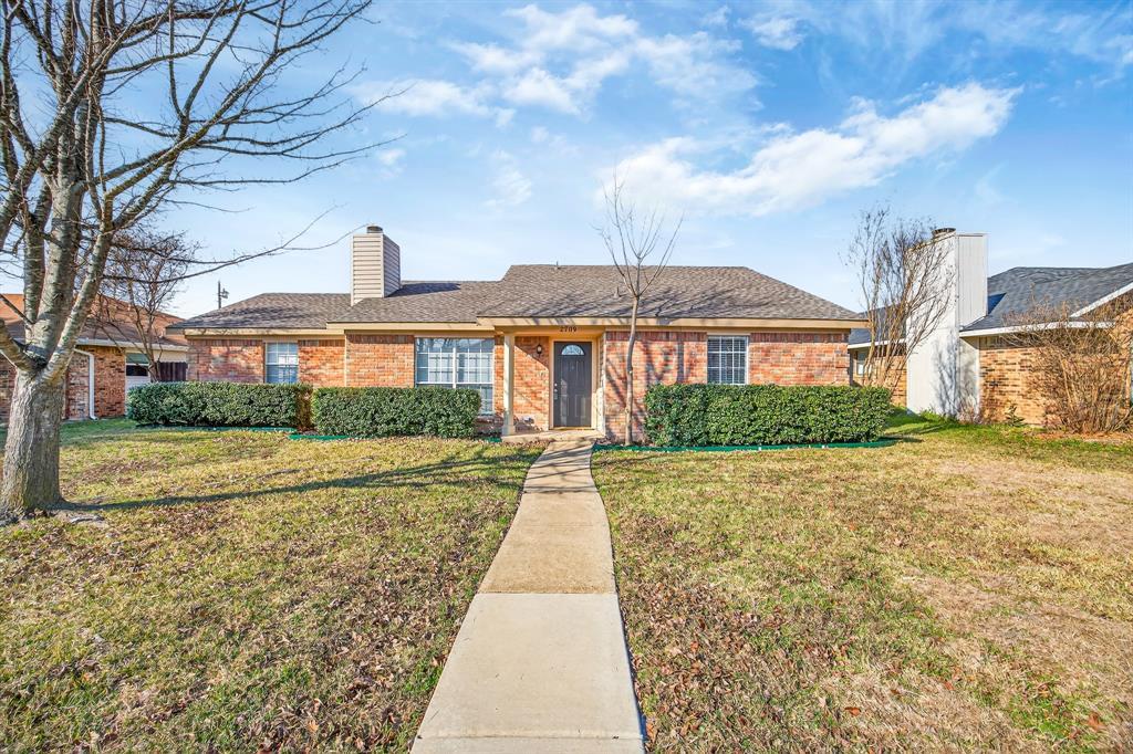 2709 College Park Drive, Rowlett