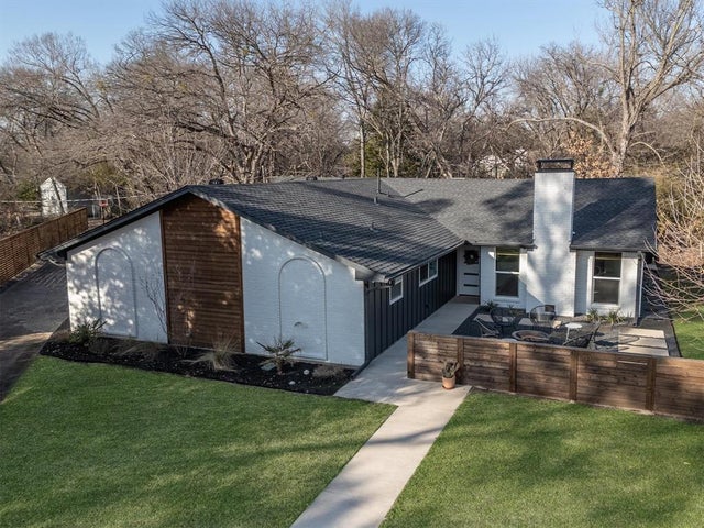 1121 Chevelly Court, Denton