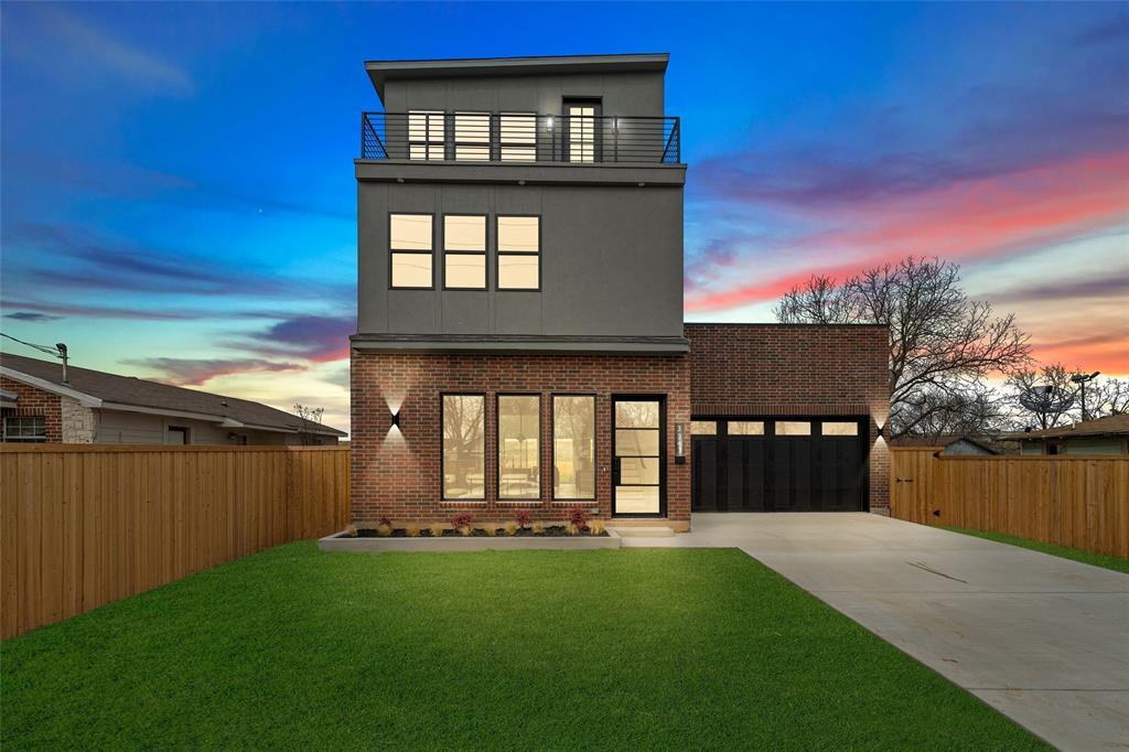 3343 Canada Drive, Dallas