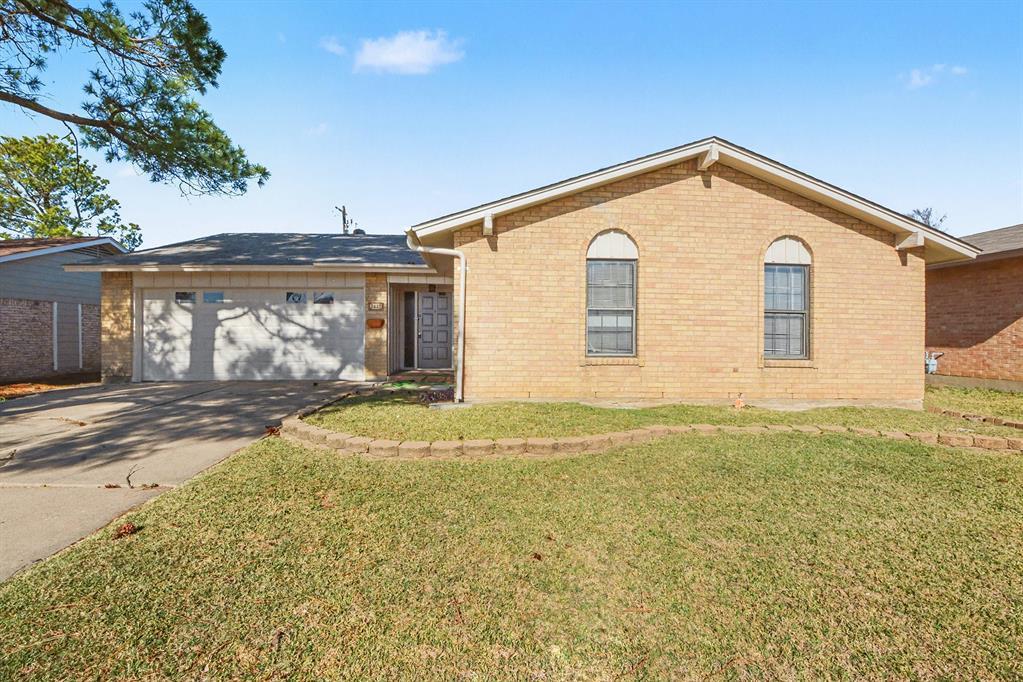 3417 Cavalier Court, Irving