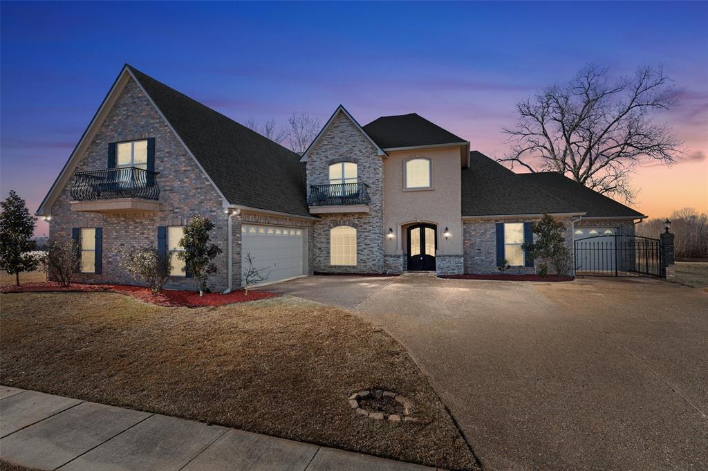 504 Belle Rouge Circle, Bossier City