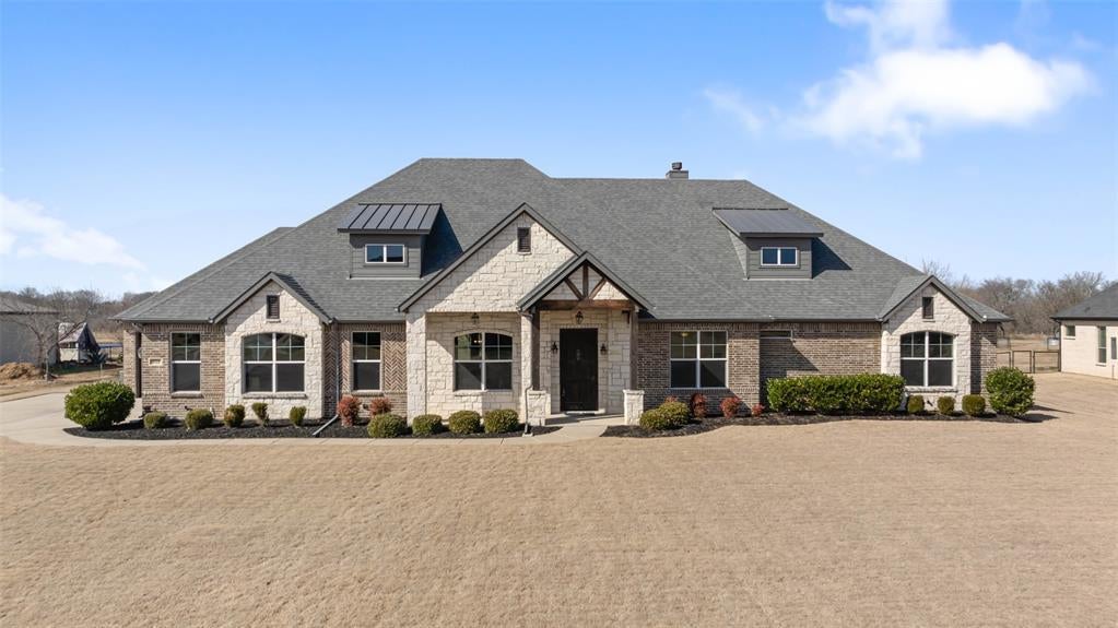 5018 White Pine Drive, Royse City