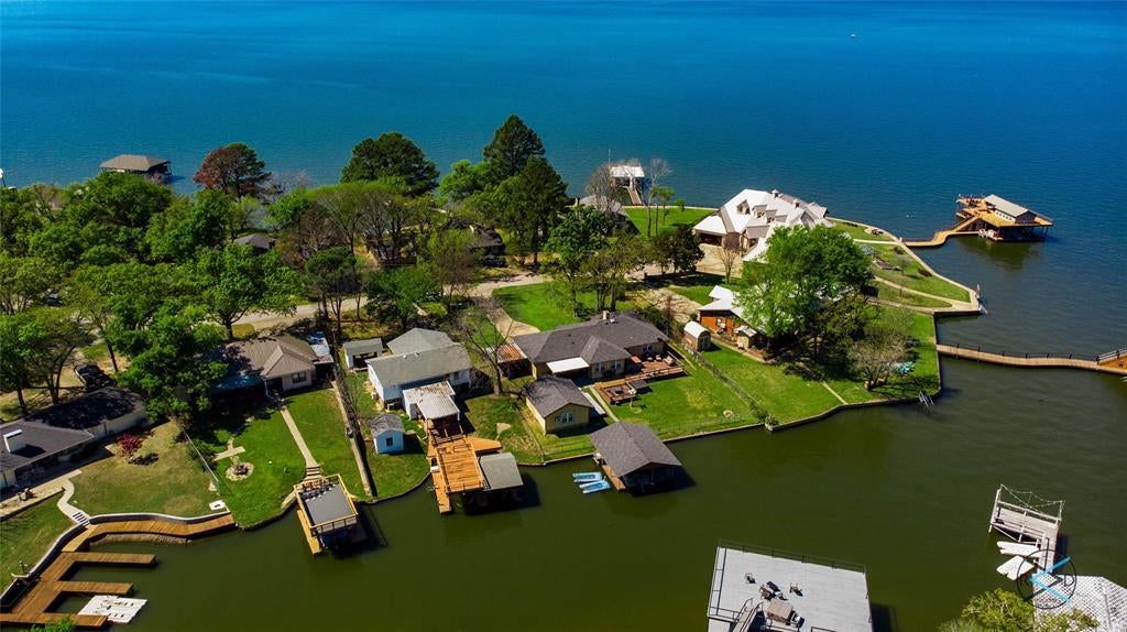 126 Maples Trail, Mabank