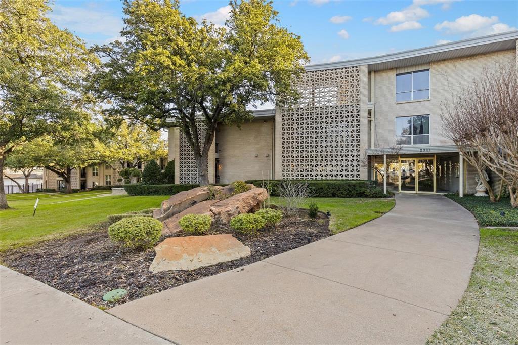 2301 Ridgmar Plaza 5, Fort Worth