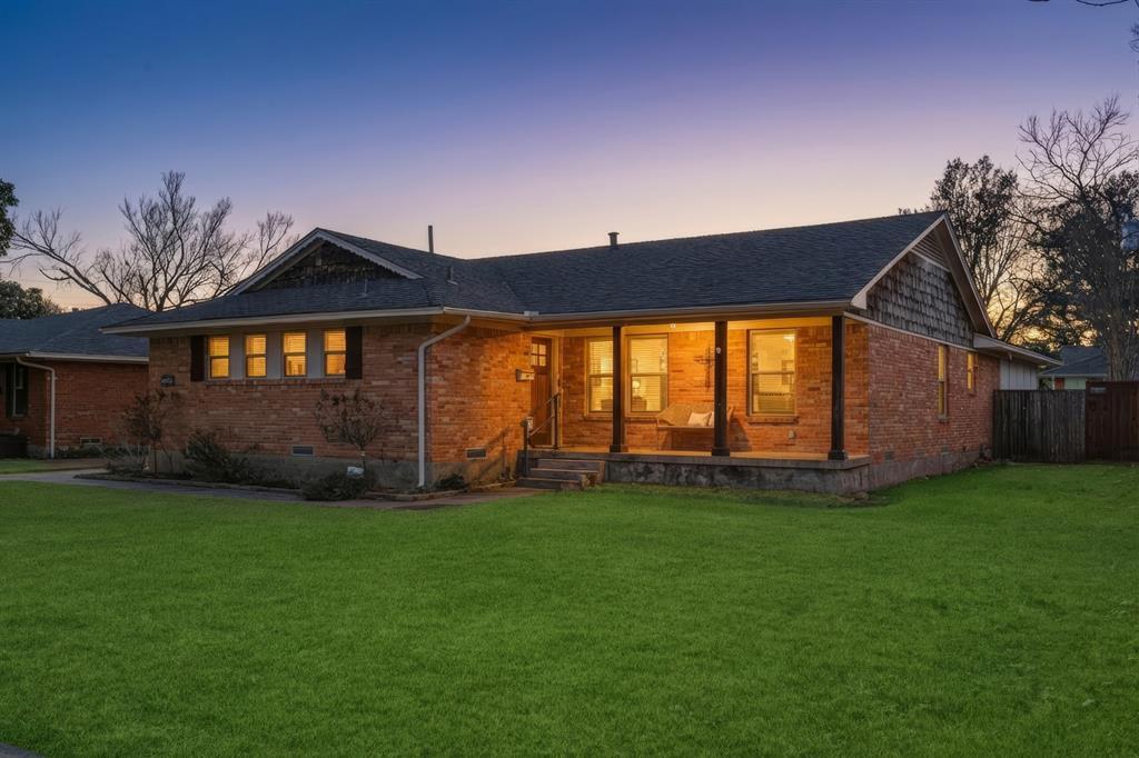 9525 Livenshire Drive, Dallas