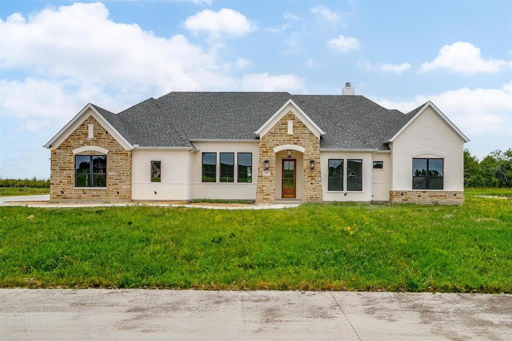 125 Aiden Drive, Waxahachie