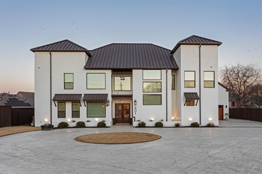 601 S Jupiter Road, Allen