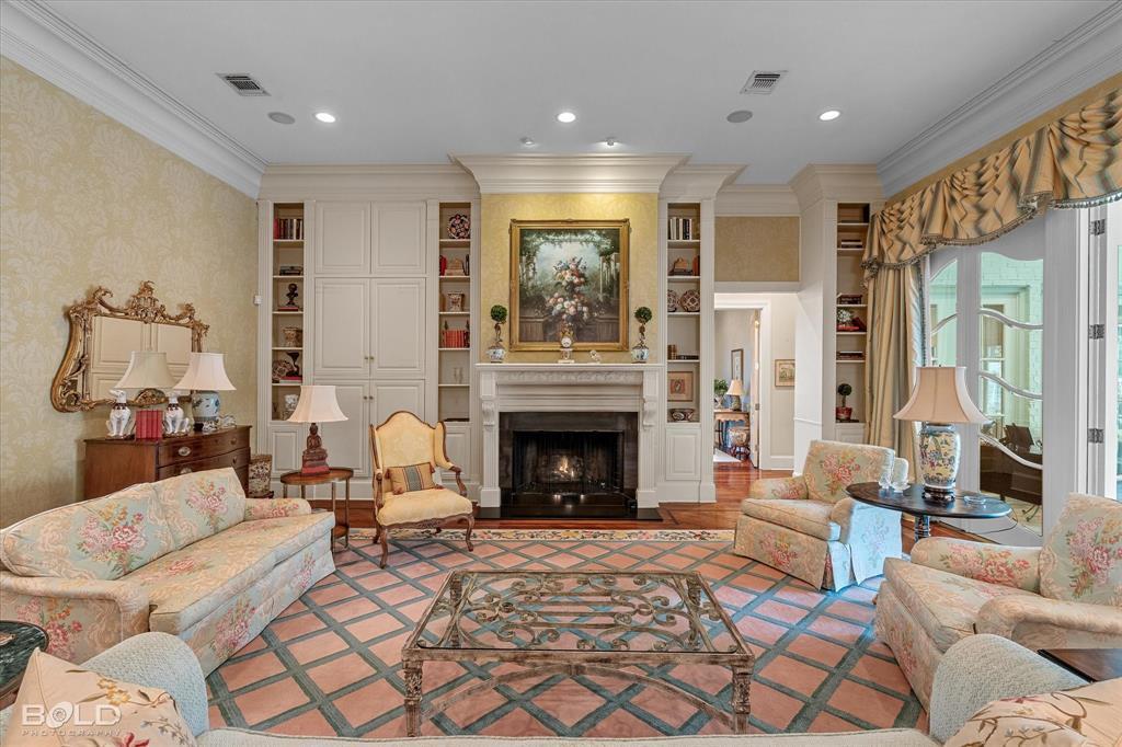 6421 Birnamwood Road, Shreveport