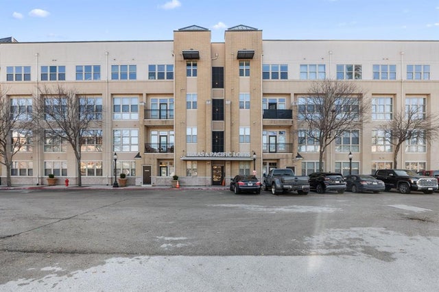 201 W Lancaster Avenue 206, Fort Worth