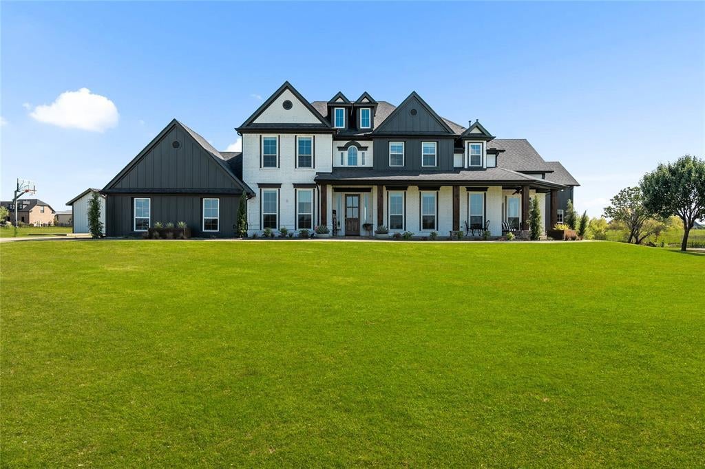 3497 N Preston Lakes Drive, Celina