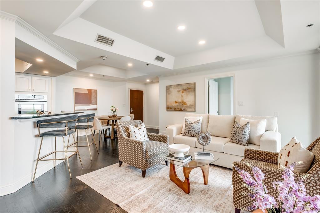 5909 Luther Lane 1006, Dallas