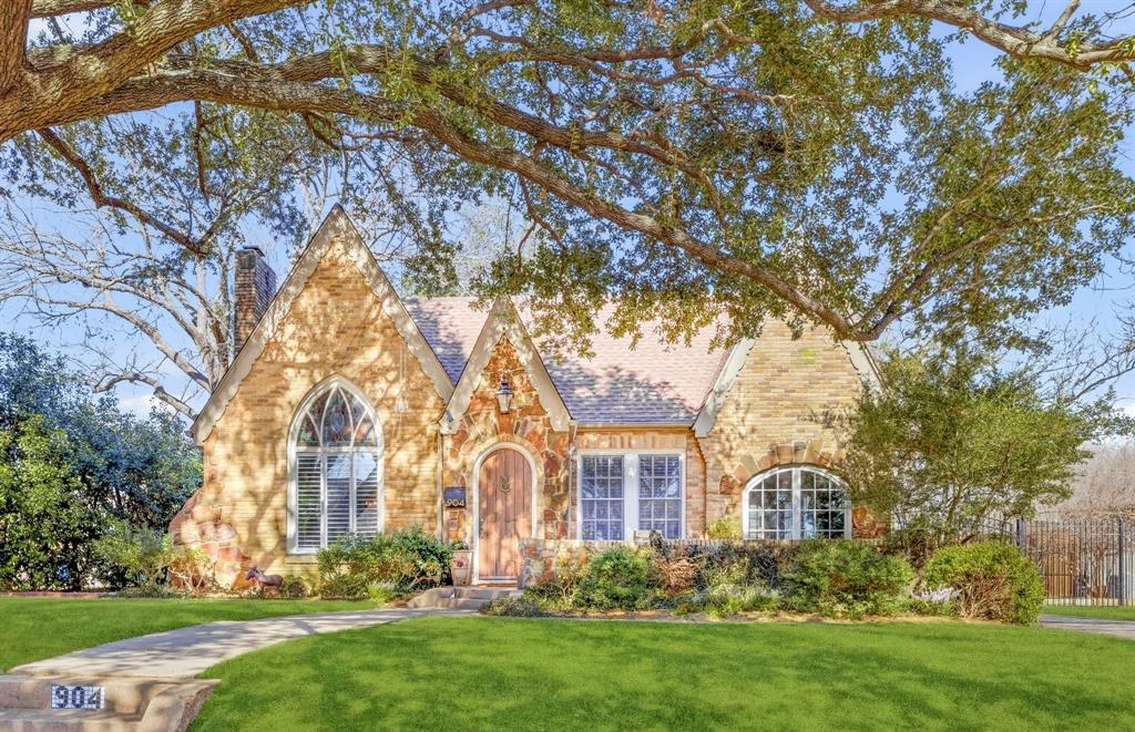 904 Clermont Avenue, Dallas