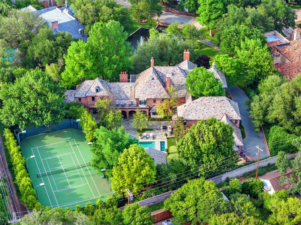 17 Robledo Drive, Dallas