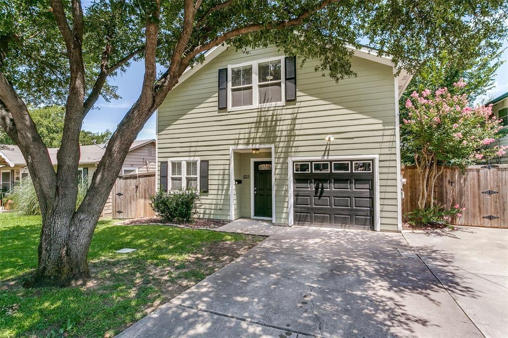525 Estill Street, Grapevine