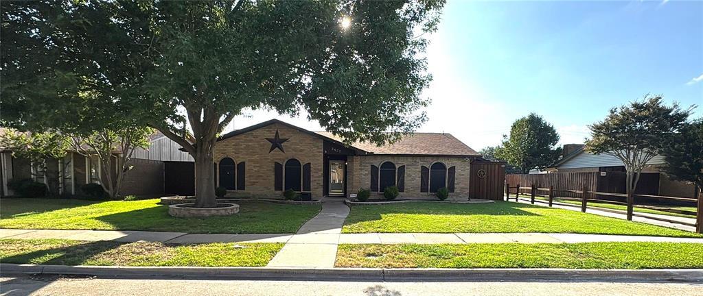 3437 Livingston Lane, Carrollton