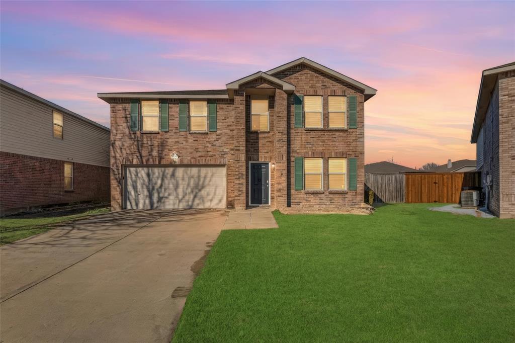 1741 Baxter Springs Drive, Fort Worth