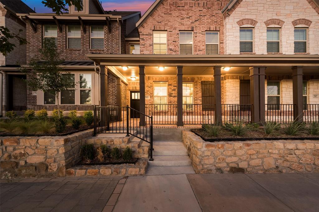 7853 Sunset Boulevard, Rowlett