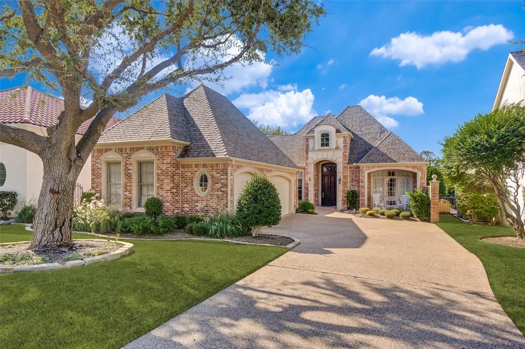6073 Star Trail Drive, Frisco