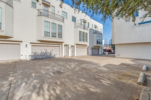 2100 N Fitzhugh Avenue O, Dallas