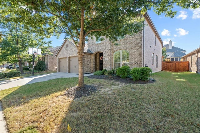 8221 Bayberry Avenue, Lantana