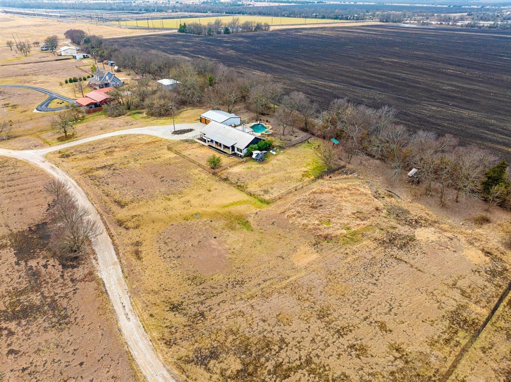 21639 County Road 850, Farmersville