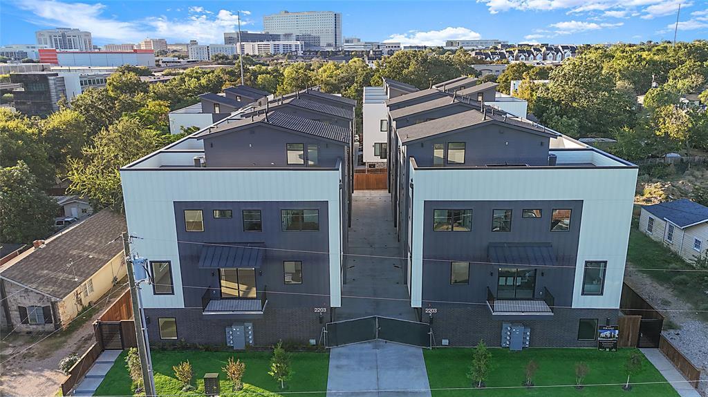 2203 Hondo Avenue 105, Dallas