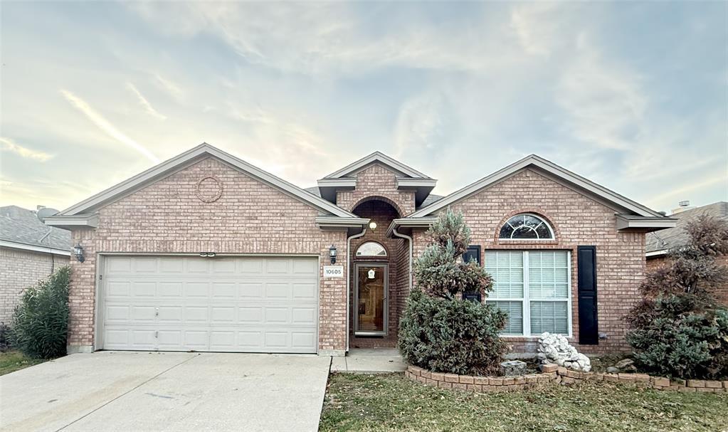 10605 Foothill Drive, Fort Worth